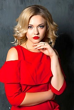 Ukrainian mail order bride Anastasia from Kherson with blonde hair and green eye color - image 4
