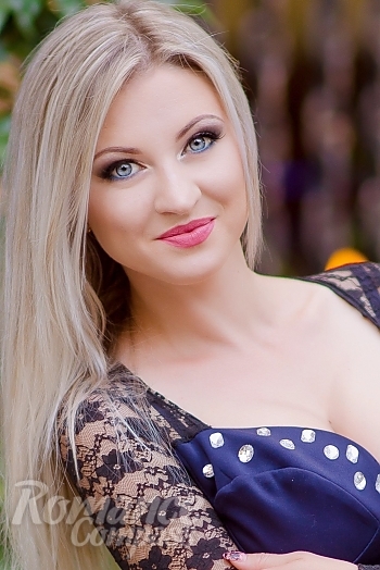 Ukrainian mail order bride Elezaveta from Apostolovo with blonde hair and blue eye color - image 1