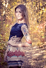 Ukrainian mail order bride Sofia from Lugansk with light brown hair and brown eye color - image 3