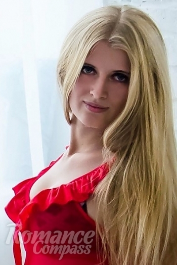 Ukrainian mail order bride Valentina from Kiev with blonde hair and blue eye color - image 1