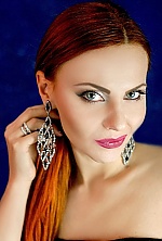 Ukrainian mail order bride Viktoria from Donetsk with red hair and green eye color - image 2