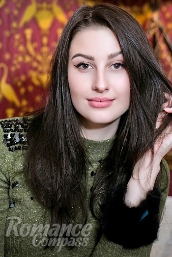 Ukrainian mail order bride Kristina from Odessa with brunette hair and hazel eye color - image 1