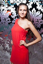 Ukrainian mail order bride Lina from Kiev with brunette hair and brown eye color - image 3