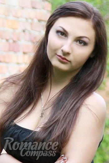 Ukrainian mail order bride Natalia from Smila with brunette hair and brown eye color - image 1