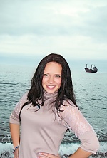 Ukrainian mail order bride Elizaveta from Dnipro with brunette hair and green eye color - image 4