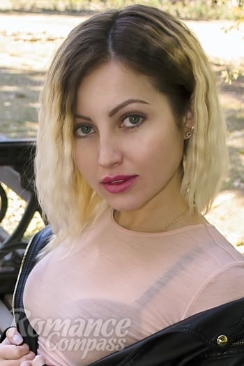Ukrainian mail order bride Kristina from Kiev with blonde hair and green eye color - image 1