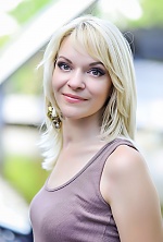 Ukrainian mail order bride Inna from Dnipro with blonde hair and green eye color - image 8