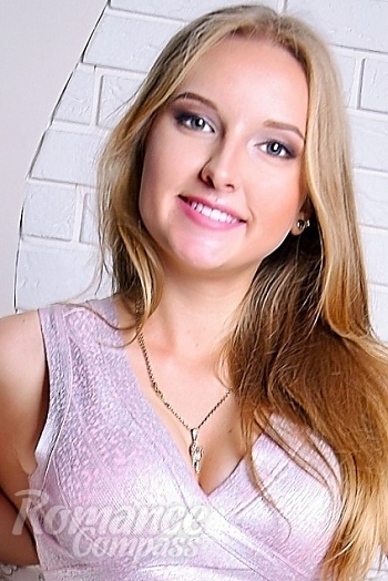 Ukrainian mail order bride Marina from Kharkiv with blonde hair and blue eye color - image 1