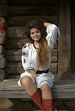 Ukrainian mail order bride Yuliya from Kiev with light brown hair and green eye color - image 5