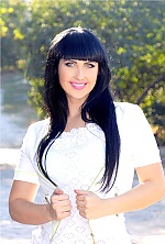 Ukrainian mail order bride Vita from Kharkov with black hair and blue eye color - image 2
