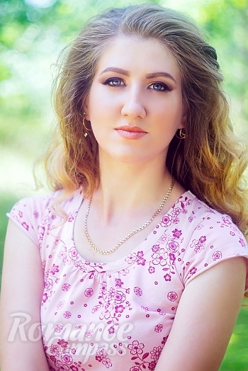 Ukrainian mail order bride Veronika from Kharkiv with light brown hair and grey eye color - image 1