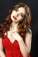 Ukrainian mail order bride Aleksandra from Donetsk with red hair and green eye color - image 10
