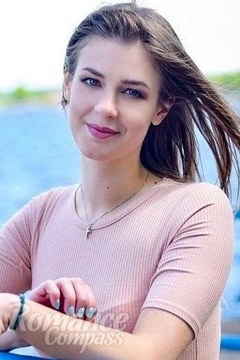 Ukrainian mail order bride Anastasia from Zaporozhye with brunette hair and hazel eye color - image 1
