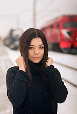 Ukrainian mail order bride Alina from Minsk with brunette hair and brown eye color - image 4