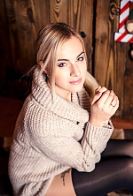 Ukrainian mail order bride Kate from Zaporozhye with blonde hair and green eye color - image 2