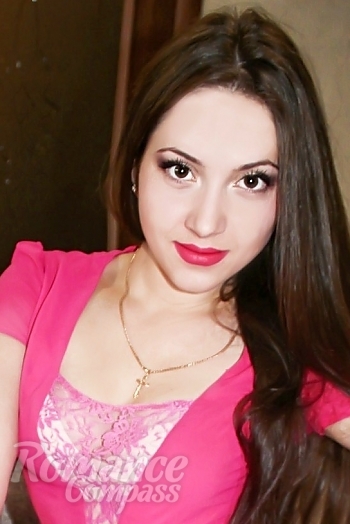 Ukrainian mail order bride Alexandra from Lugansk with brunette hair and brown eye color - image 1