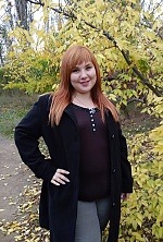 Ukrainian mail order bride Irinae from Voznesensk with red hair and green eye color - image 9