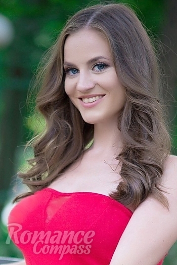Ukrainian mail order bride Darya from Odessa with brunette hair and blue eye color - image 1