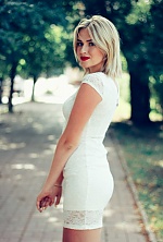 Ukrainian mail order bride Alexandra from Lugansk with blonde hair and green eye color - image 3