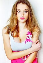Ukrainian mail order bride Maria from Kharkiv with light brown hair and green eye color - image 2