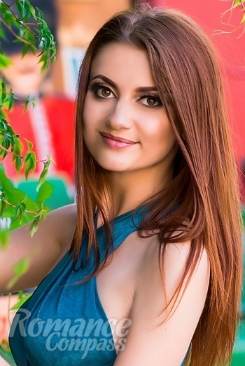 Ukrainian mail order bride Natali from Kharkiv with red hair and brown eye color - image 1