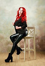 Ukrainian mail order bride Elizabeth from Kharkiv with red hair and hazel eye color - image 3