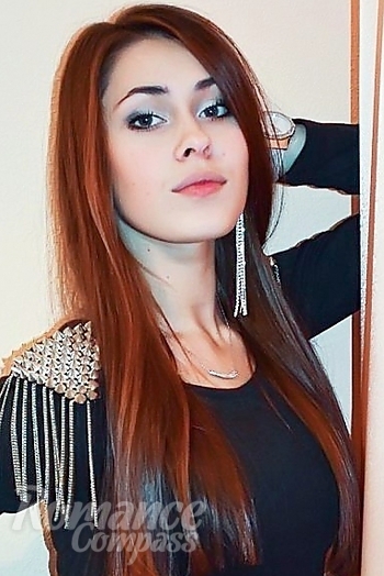 Ukrainian mail order bride Anna from Novayakahovka with red hair and blue eye color - image 1