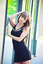 Ukrainian mail order bride Natalia from Makeevka with light brown hair and green eye color - image 8