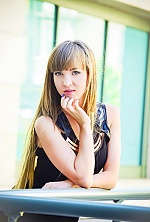 Ukrainian mail order bride Natalia from Makeevka with light brown hair and green eye color - image 7