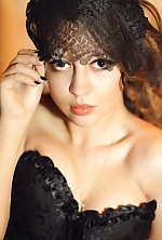 Ukrainian mail order bride Diana from Makeevka with brunette hair and brown eye color - image 5