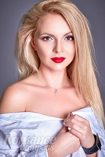 Ukrainian mail order bride Ekaterina from Lipetsk with blonde hair and brown eye color - image 1