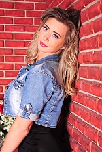 Ukrainian mail order bride Kseniya from Lugansk with blonde hair and grey eye color - image 4