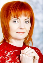 Ukrainian mail order bride Taisiya from Zaporozhye with auburn hair and green eye color - image 5