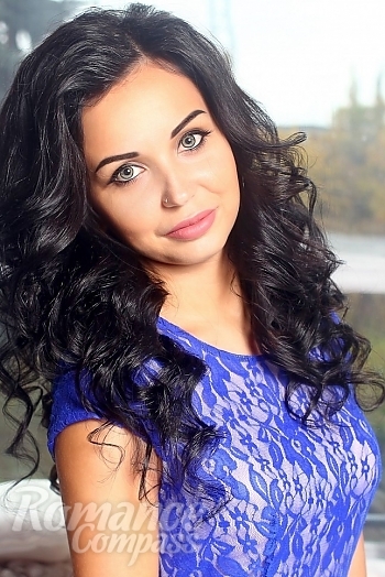 Ukrainian mail order bride Victoria from Kharkov with black hair and blue eye color - image 1