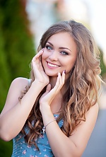 Ukrainian mail order bride Yuliya from Kiev with light brown hair and green eye color - image 7