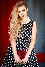 Ukrainian mail order bride Kseniya from Odessa with blonde hair and green eye color - image 2