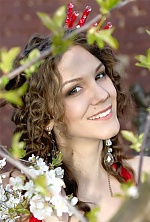 Ukrainian mail order bride Yuliya from Kharkiv with light brown hair and brown eye color - image 7