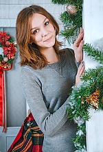 Ukrainian mail order bride Yuliya from Kharkiv with light brown hair and brown eye color - image 8
