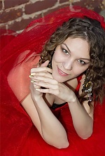 Ukrainian mail order bride Yuliya from Kharkiv with light brown hair and brown eye color - image 4