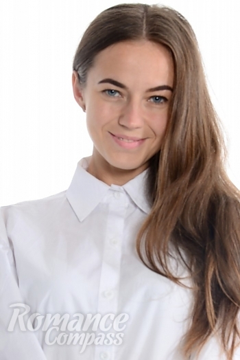 Ukrainian mail order bride Victoria from Mukacheve with light brown hair and grey eye color - image 1