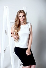 Ukrainian mail order bride Valeria from Chernigiv with blonde hair and grey eye color - image 2