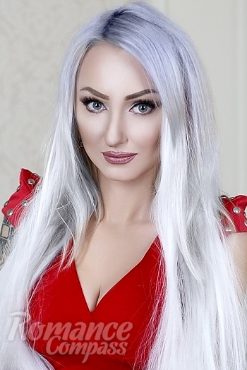 Ukrainian mail order bride Maryana from Odessa with blonde hair and blue eye color - image 1