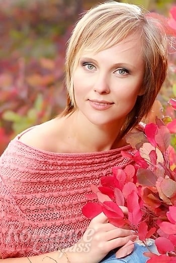 Ukrainian mail order bride Ekaterina from Severodonetsk with blonde hair and grey eye color - image 1