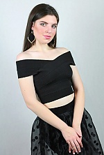 Ukrainian mail order bride Anastasia from Minsk with light brown hair and green eye color - image 6