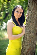 Ukrainian mail order bride Victoriya from Kiev with brunette hair and brown eye color - image 2