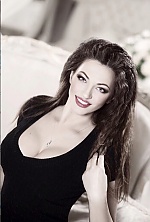 Ukrainian mail order bride Inna from Kiev with brunette hair and grey eye color - image 3