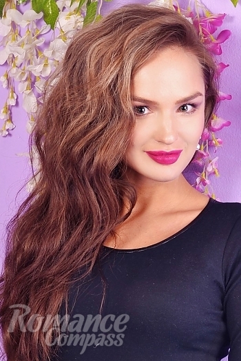 Ukrainian mail order bride Alina from Kharkiv with light brown hair and brown eye color - image 1