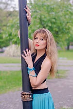 Ukrainian mail order bride Marina from Nikolaev with blonde hair and green eye color - image 3