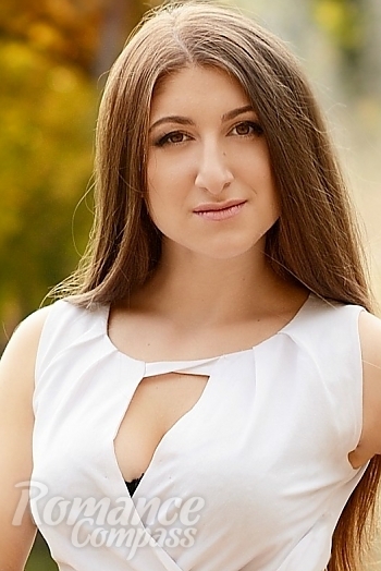 Ukrainian mail order bride Natiya from Kharkov with light brown hair and brown eye color - image 1