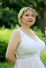 Ukrainian mail order bride Marina from Lugansk with blonde hair and grey eye color - image 5